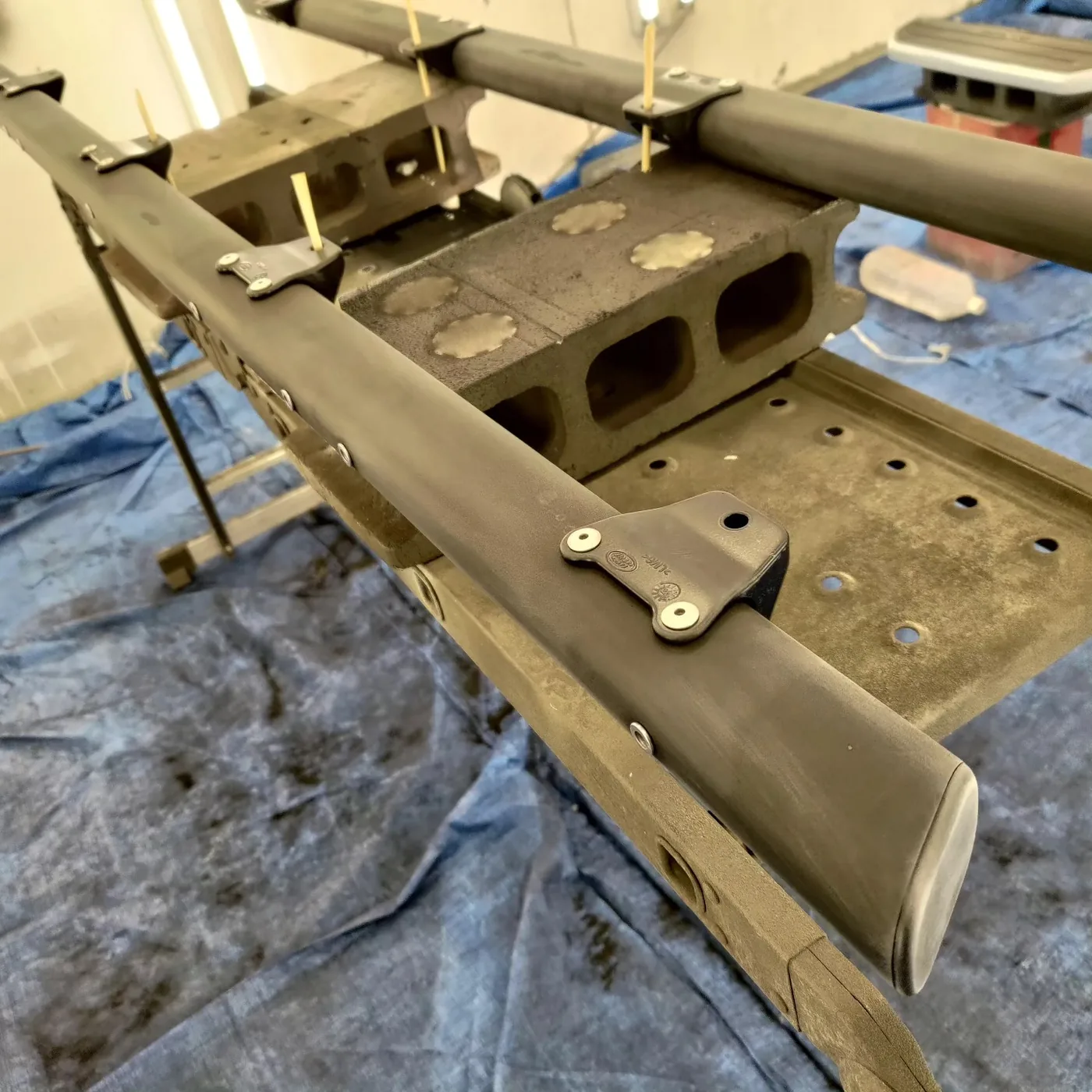 LANDROVERDEFENDERサイドステップRaptorLiner施行(写真4)